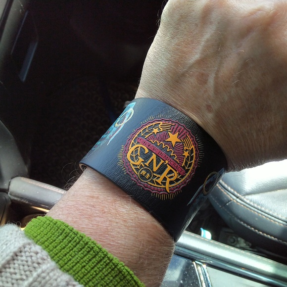 leather bracelet-guc - Picture 4 of 6